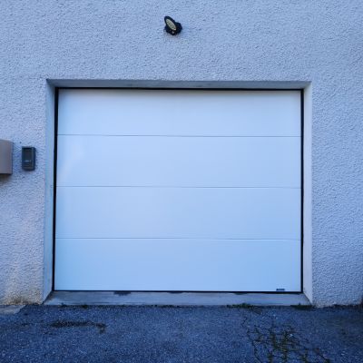 Porte de garage sectionnelle