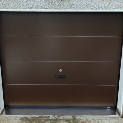 PORTE DE GARAGE SECTIONNELLE MANUELLE