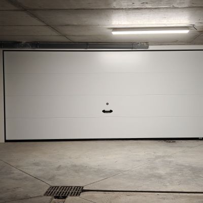 PORTE DE GARAGE SECTIONNELLE MANUELLE